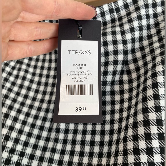 Dynamite Mini Plaid Skirt - Picture 5 of 6